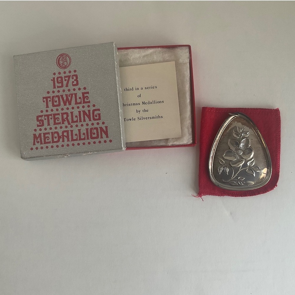 1973 Towle Sterling Silver Medallion Christmas Rose Three French Hens Pendant